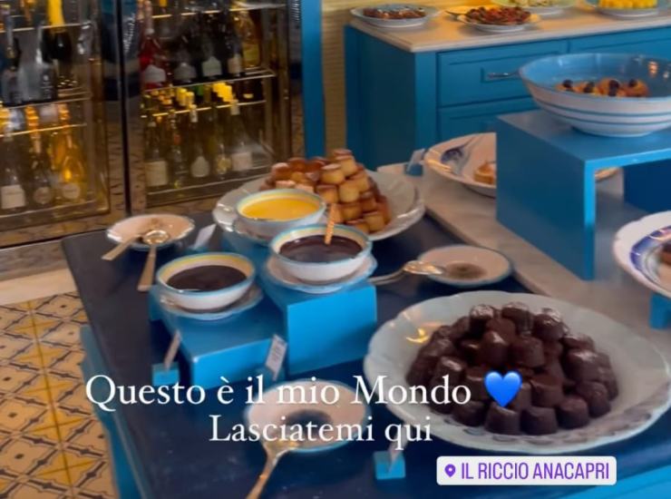 La storia IG di Elisabetta Gregoraci a Capri