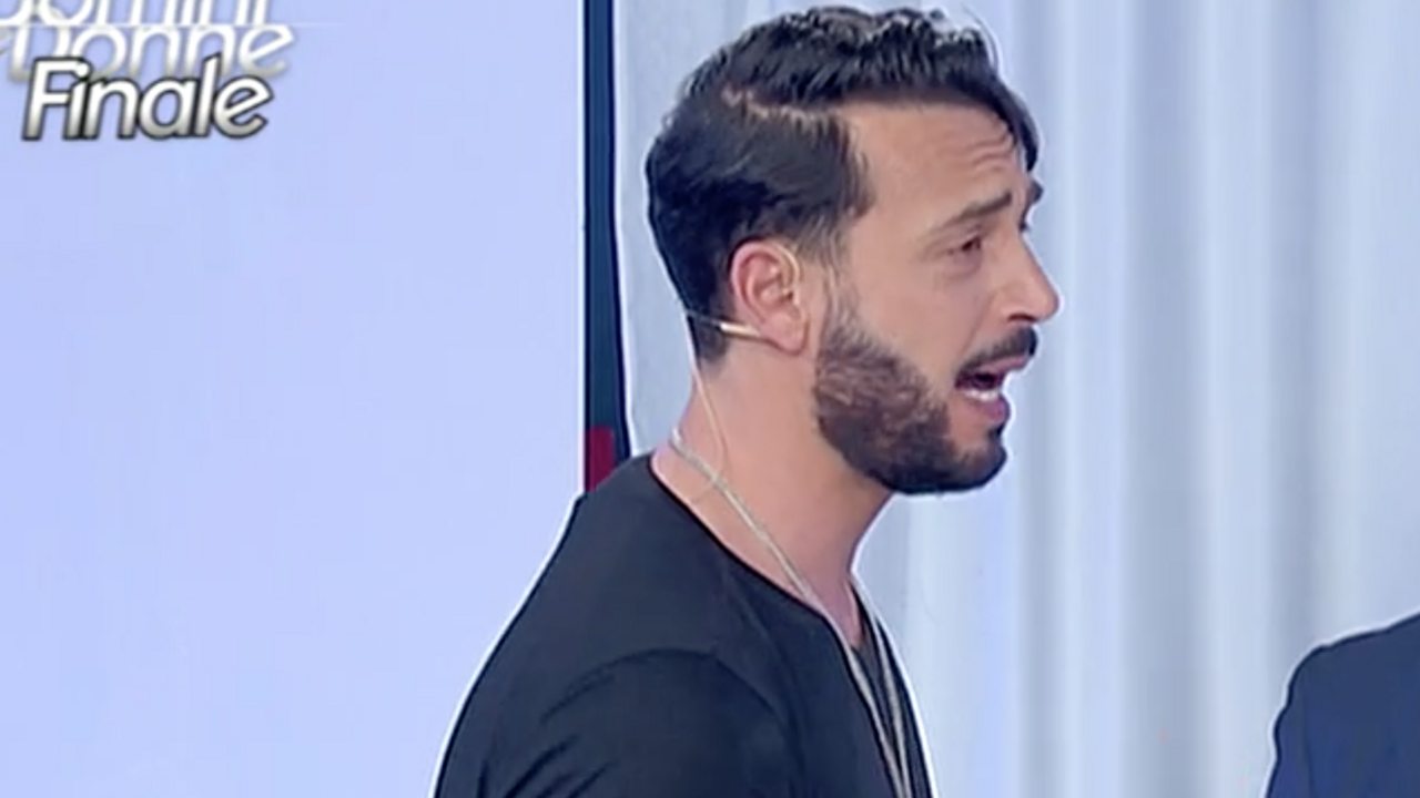 Armando Incarnato nello studio di Uomini e Donne.