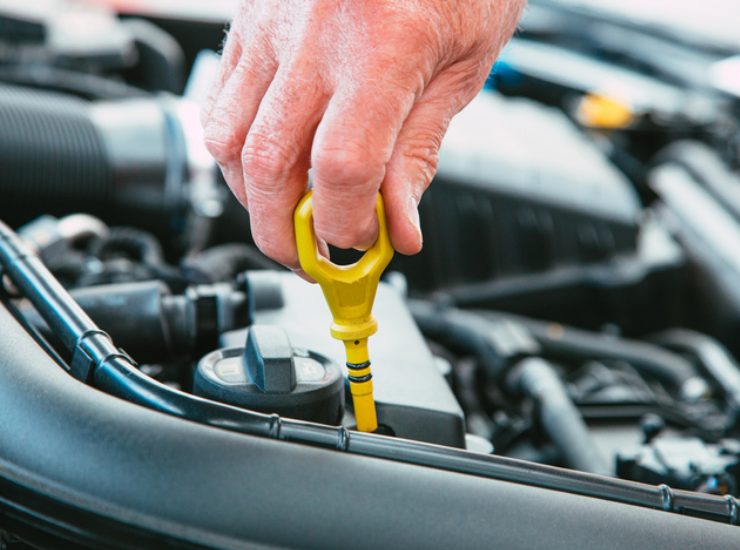 Controllo dell'olio motore