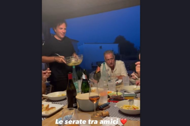 Paolo Bonolis è arrabbiato per via di quella cena tra amici?