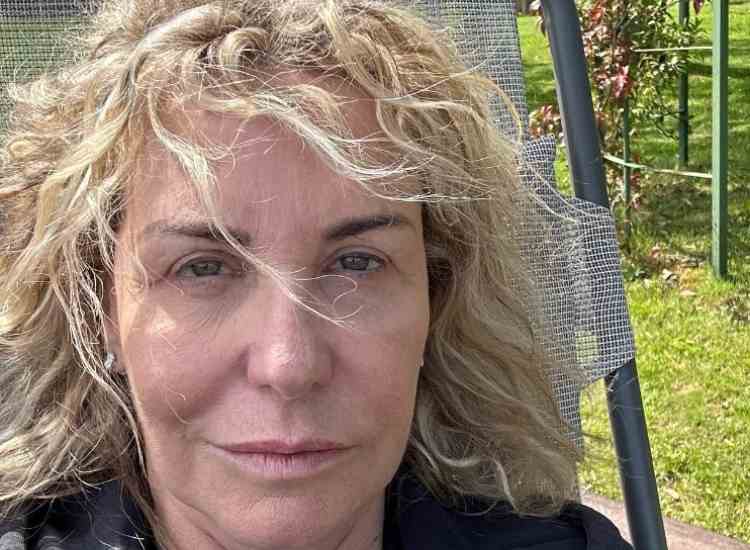 Antonella Clerici al naturale fa scattare la polemica
