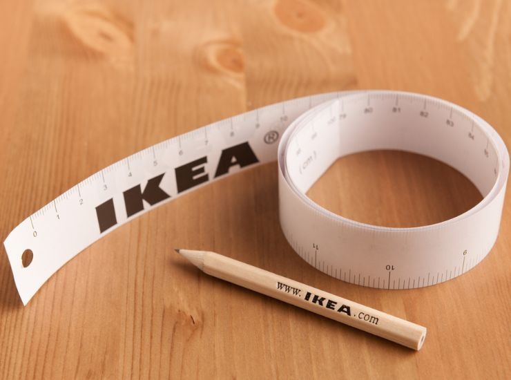 Metro e matita Ikea