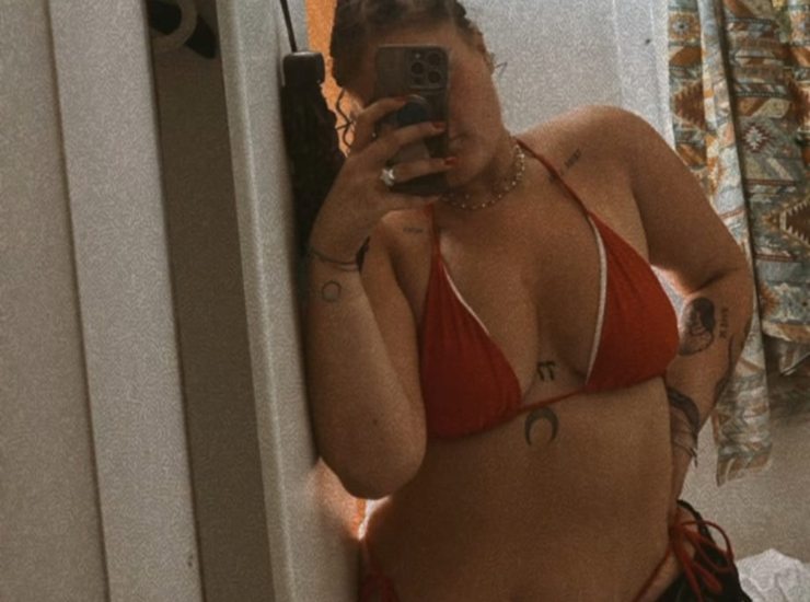 Maryam Tancredi: la foto bomba in costume