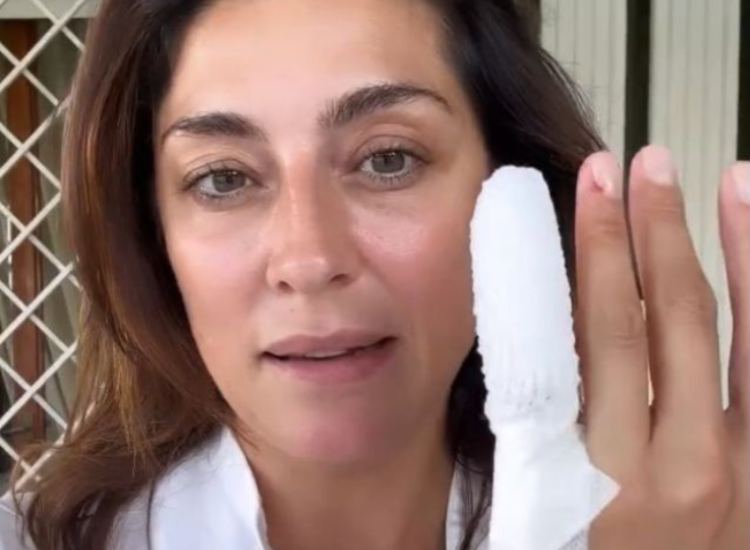 Grave incidente alla mano per Elisa Isoardi
