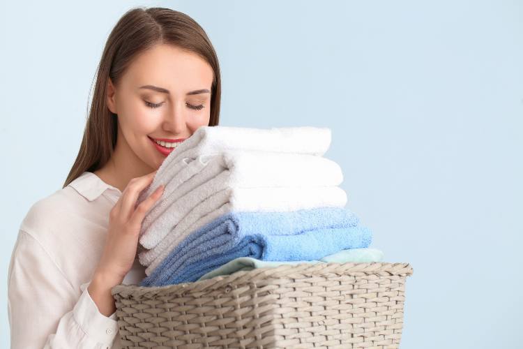 Ecco come avere il bucato pulito grazie a bicarbonato e aceto