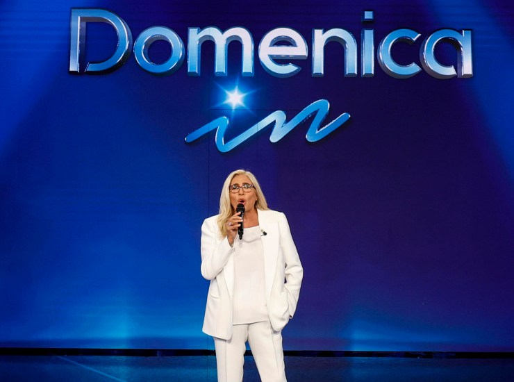 Mara Venier presenta domenica in - belligea.it