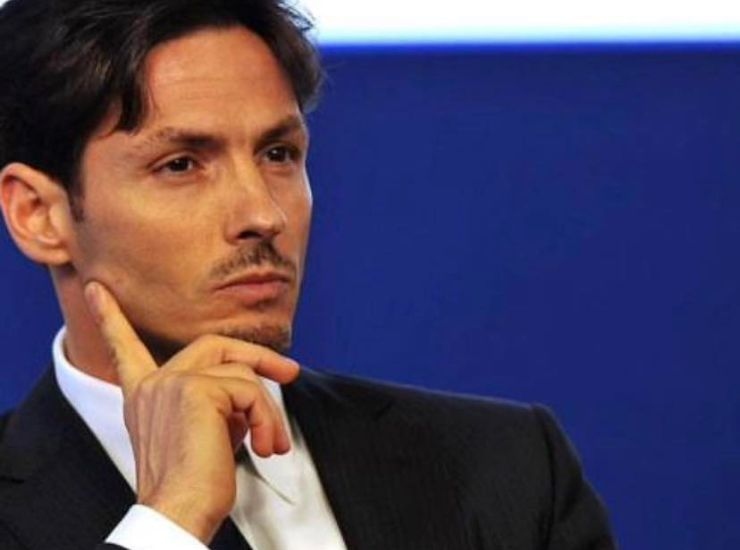Pier Silvio Berlusconi pensieroso