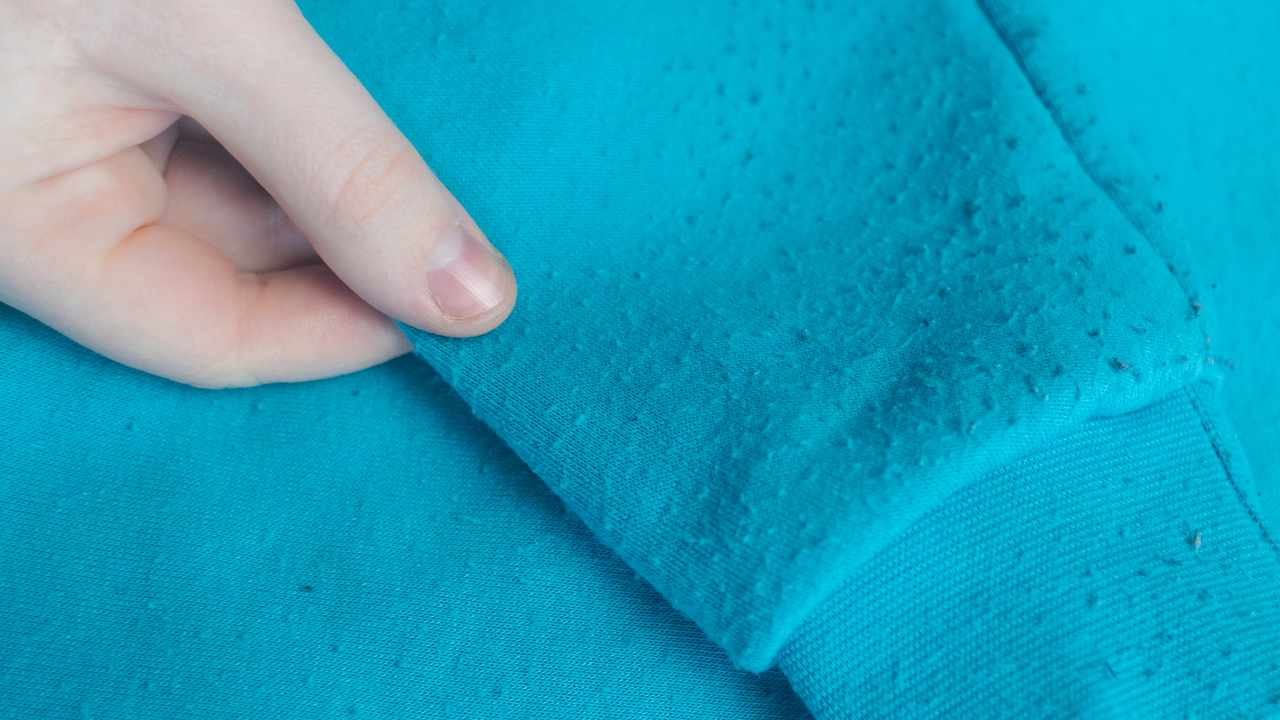 Pallini sui maglioni: giunge finalmente una soluzione - belligea.it