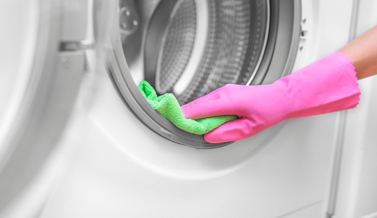 Come pulire oblò lavatrice